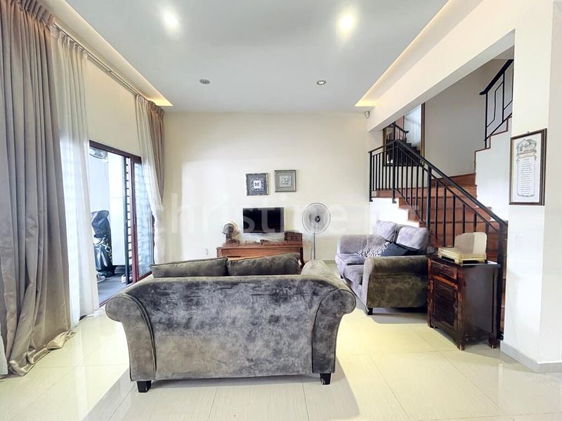 3 Bed Terraced House (Landed) for Sale in  Koon Seng Road - Image 2