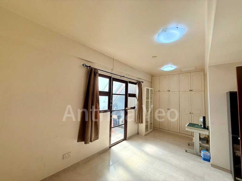 8 Bed Terraced House (Landed) for Sale in  Cambridge Road - Image 9