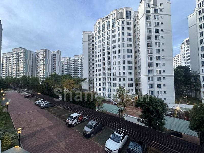 3 Bed Condo for Rent in  Woodsvale - Image 2