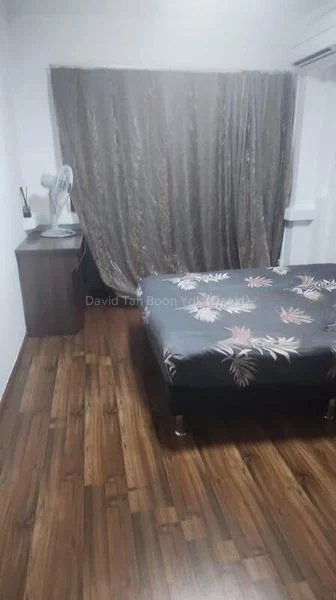 Common Room (HDB) for Rent in 125 Bukit Merah View - Image 2