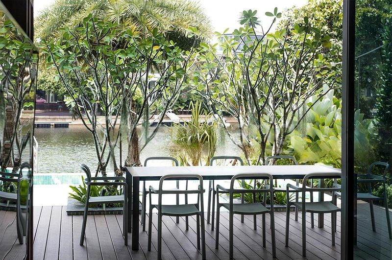 4 Bed Terraced House (Landed) for Sale in  Ocean Drive - Image 4