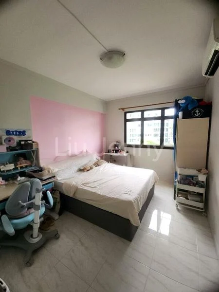 Executive HDB for Rent in  585 Woodlands Drive 16 - Image 5