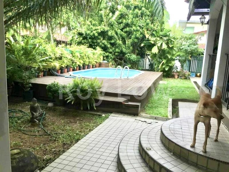 5 Bed Bungalow (Landed) for Sale in  McMahon Park - Image 1