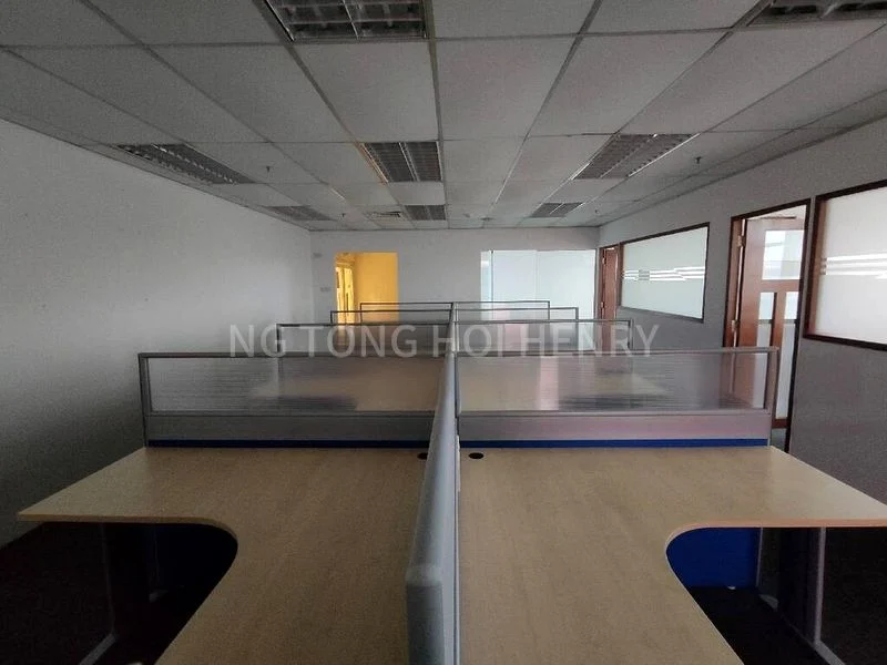 Office for Rent: Peninsula Plaza - Image 3