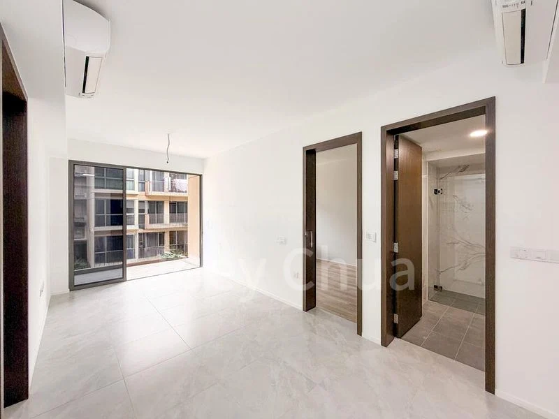 2 Bed Condo for Rent in The Watergardens At Canberra - Image 9