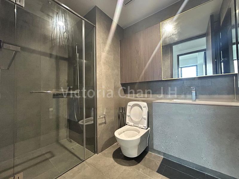 2 Bed Condo for Rent in Midtown Modern - Image 9