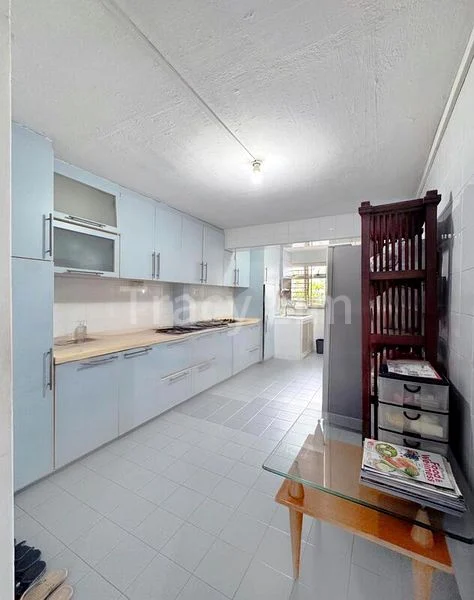 4 Room (4I) HDB for Sale in  45 Marine Crescent - Image 5