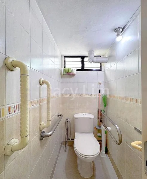 4 Room (4I) HDB for Sale in  45 Marine Crescent - Image 7