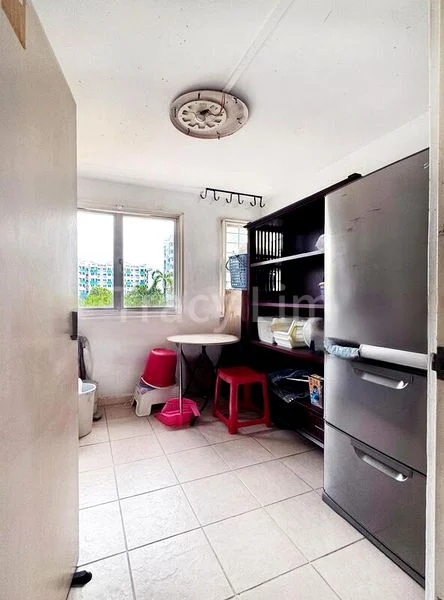 4 Room (4I) HDB for Sale in  45 Marine Crescent - Image 8