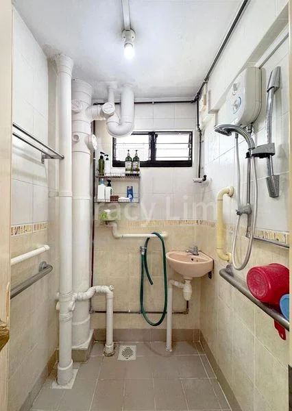 4 Room (4I) HDB for Sale in  45 Marine Crescent - Image 6