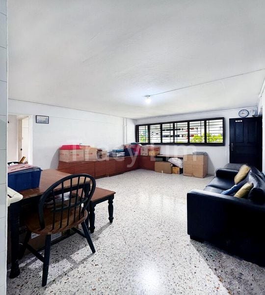 4 Room (4I) HDB for Sale in  45 Marine Crescent - Image 2