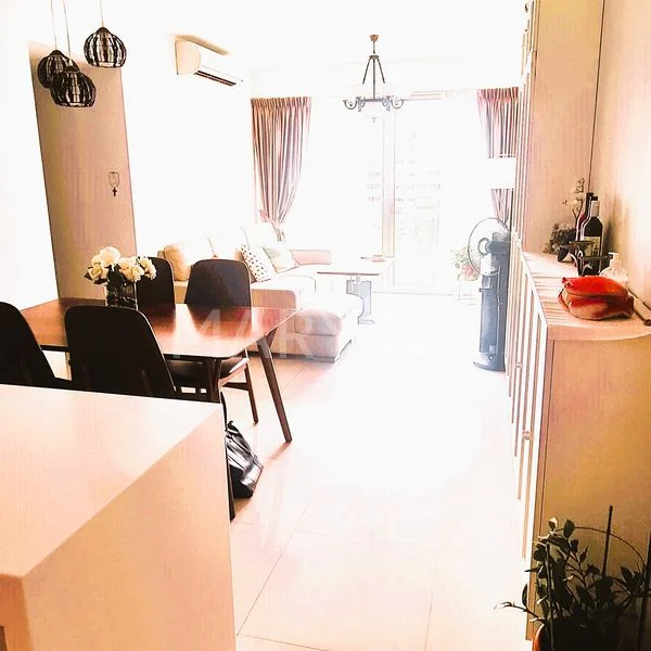 3 Bed Condo for Rent in The Quartz - Image 4