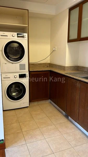 2 Bed Apartment (Condo) for Rent in  Empire Lofts - Image 5