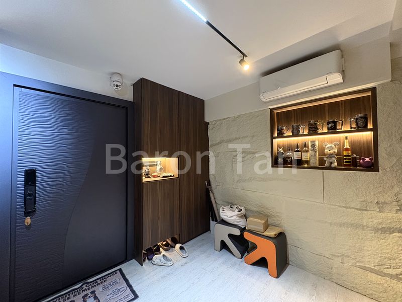 Maisonette HDB for Sale in  230 Hougang Avenue 1 - Image 17