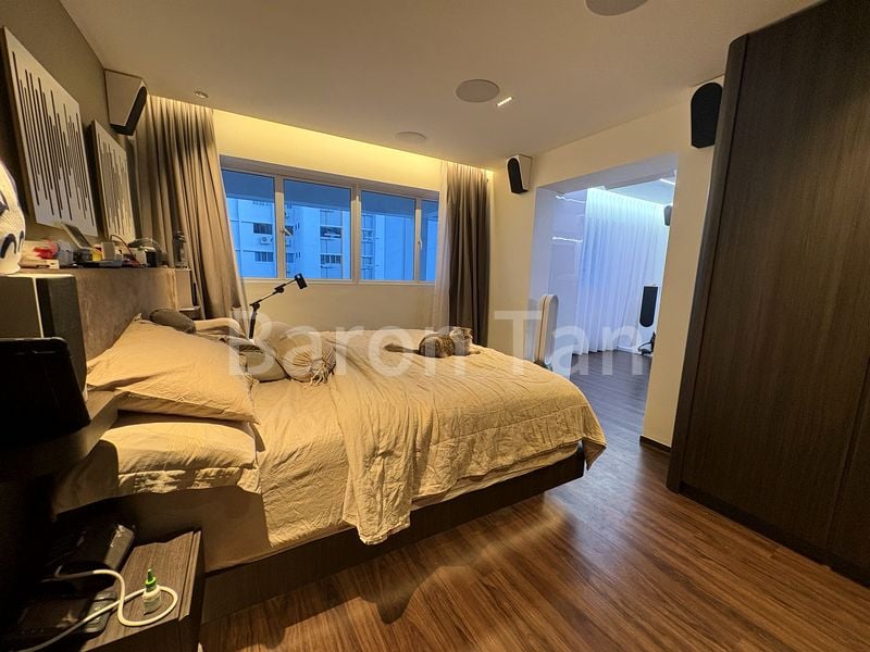 Maisonette HDB for Sale in  230 Hougang Avenue 1 - Image 12