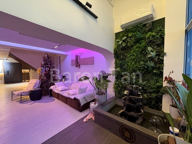 Maisonette HDB for Sale in  230 Hougang Avenue 1 - Image 2