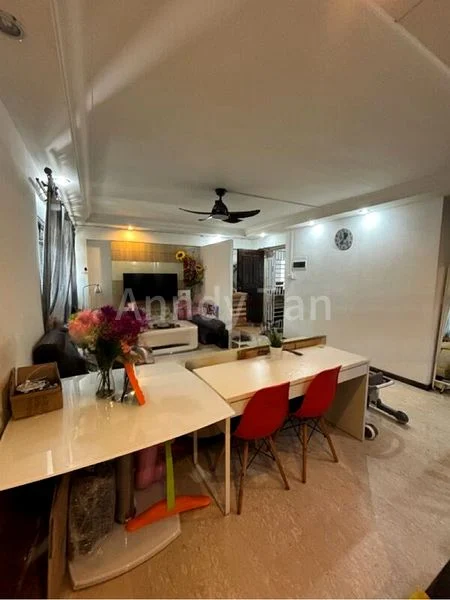 5 Room (5I) HDB for Sale in  507C Wellington Circle - Image 1