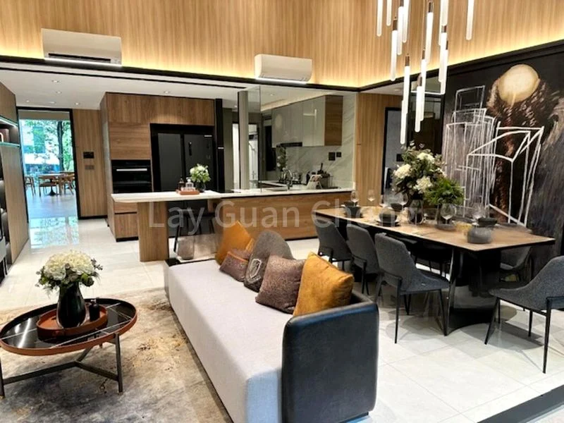 4 Bed Condo for Sale in Blossoms By The Park - Image 1