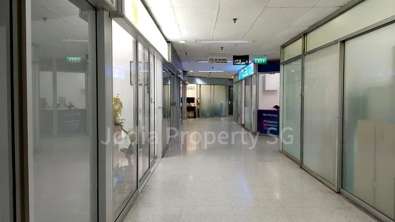 Other Retail for Rent: Far East Shopping Centre - Image 1