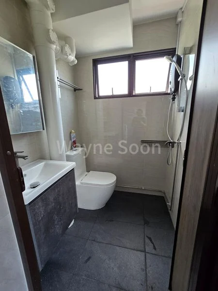 Common Room (HDB) for Rent in  703 Yishun Avenue 5 - Image 3