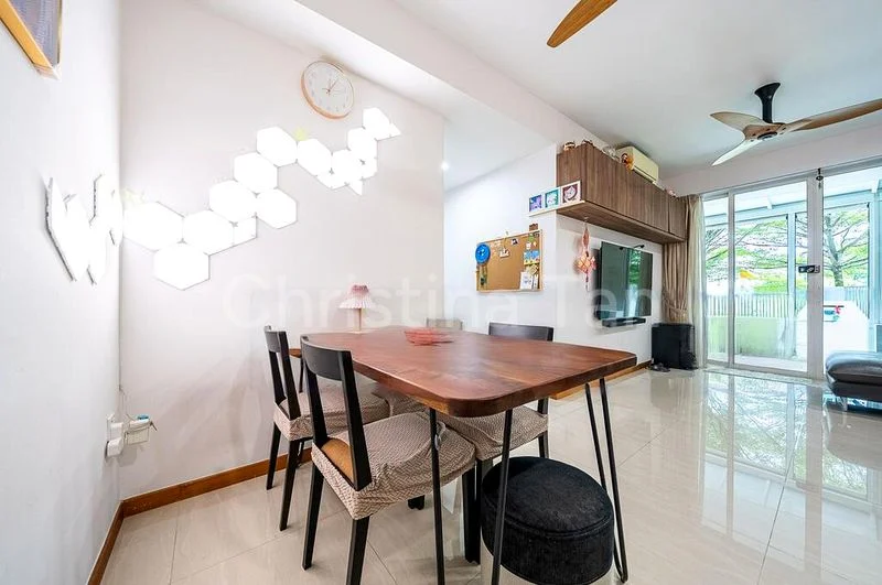 3 Bed Executive Condo for Sale in  1 Canberra - Image 14