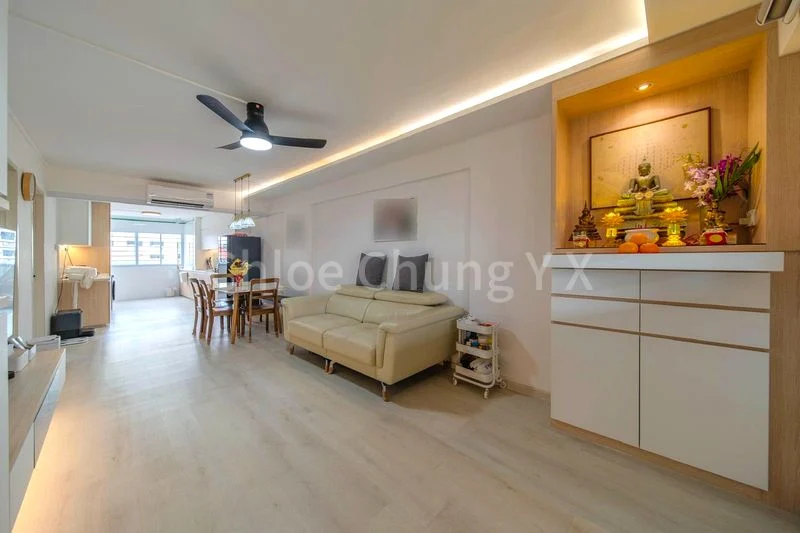 3 Room (3A) HDB for Sale in 241 Jurong East Street 24 - Image 1