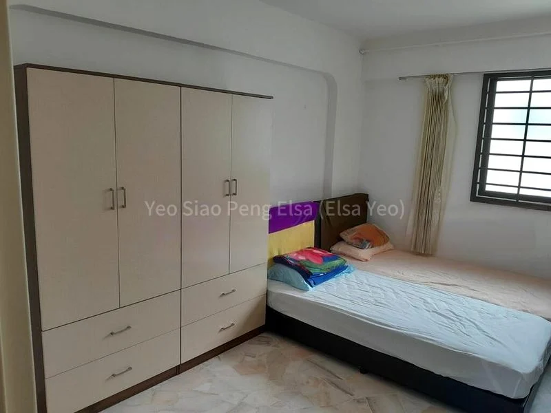 Room (HDB) for Rent in  693 Hougang Street 61 - Image 1