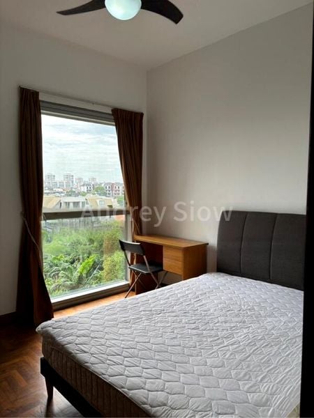 2 Bed Condo for Sale in  The Bayshore - Image 7