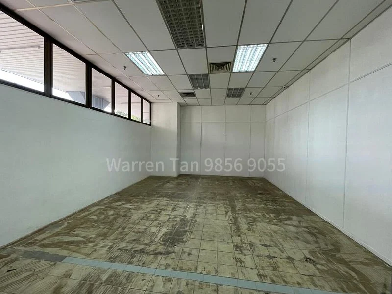 Light Industrial (B1) for Rent: Sindo Industrial Building - Image 6