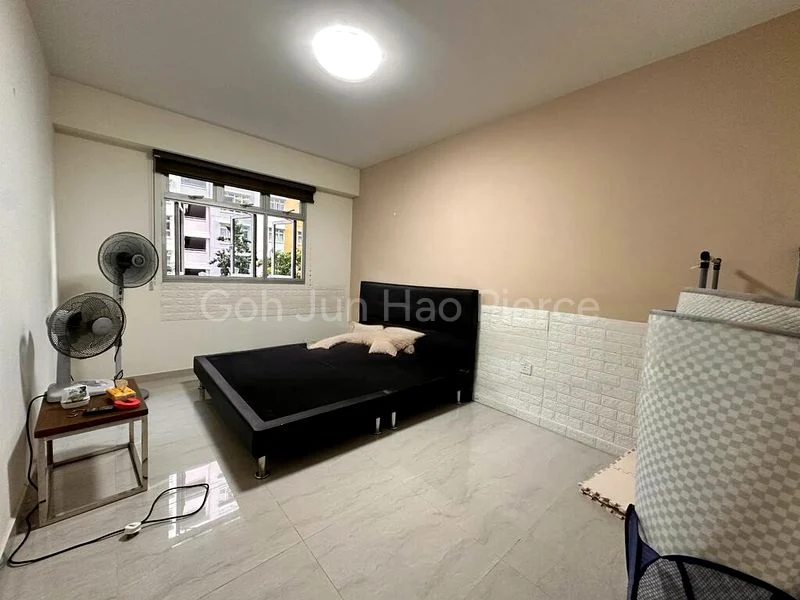 Room (HDB) for Rent in  115D Canberra Walk - Image 6