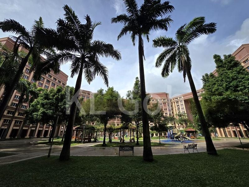 Room (HDB) for Rent in  497J Tampines Street 45 - Image 1