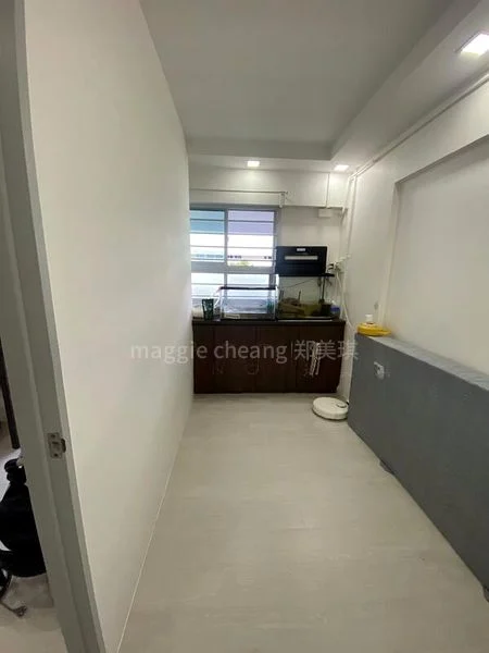 3 Room (3I) HDB for Rent in  434 Clementi Avenue 3 - Image 8