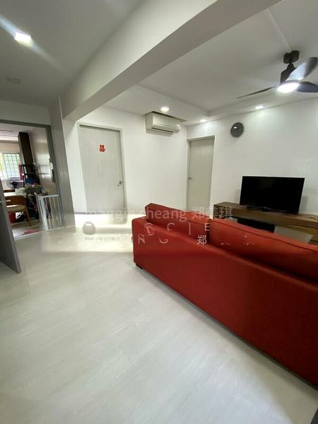 3 Room (3I) HDB for Rent in  434 Clementi Avenue 3 - Image 2