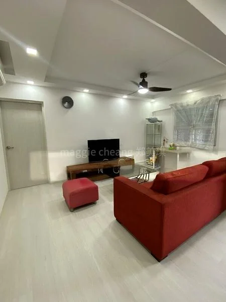 3 Room (3I) HDB for Rent in  434 Clementi Avenue 3 - Image 1