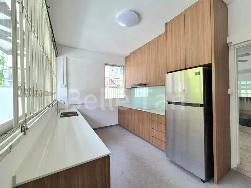 4 Bed Terraced House (Landed) for Sale in 3BHC - Image 1