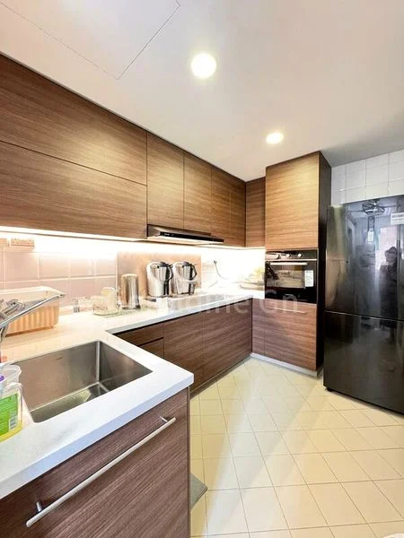 3 Bed Condo for Rent in  Ewe Boon Regent - Image 1