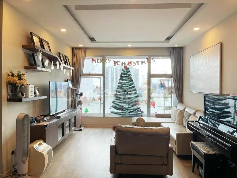 4 Bed Condo for Sale in  Kerrisdale - Image 1