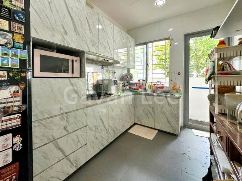 6 Bed Semi-Detached House (Landed) for Sale in  Gerald Mugliston Estate - Image 15