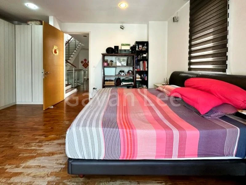 6 Bed Semi-Detached House (Landed) for Sale in  Gerald Mugliston Estate - Image 1