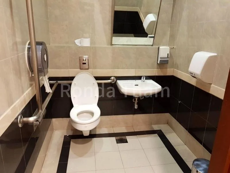 Office for Rent in Goldbell Tower - Image 10