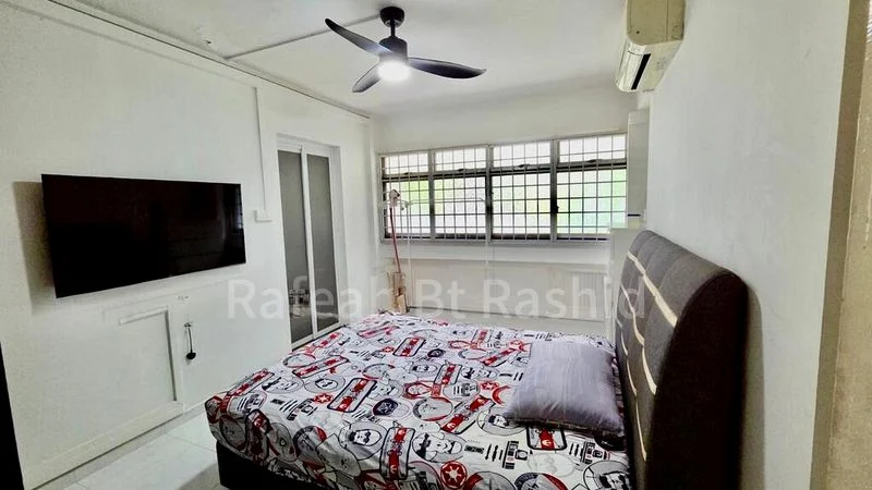 Room (HDB) for Rent in  745 Pasir Ris Street 71 - Image 1