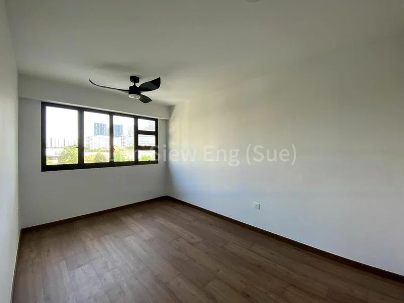 Room (HDB) for Rent in  West Coast Crescent - Image 1