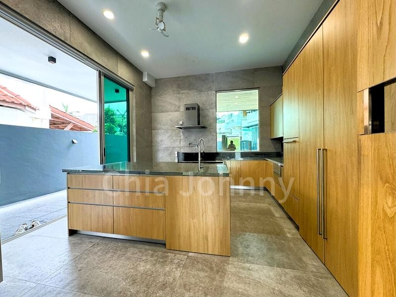 5 Bed Bungalow (Landed) for Sale in  Sembawang Hills Estate - Image 13