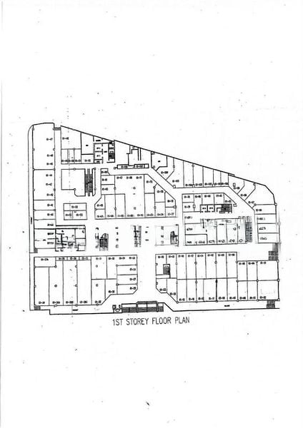 Mall Shop for Rent: Lucky Plaza - Image 2