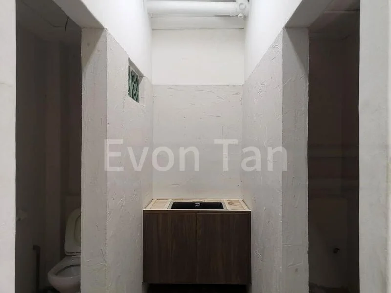 Renovated Second Floor Shophouse | Office, Shop, Studio - Image 5