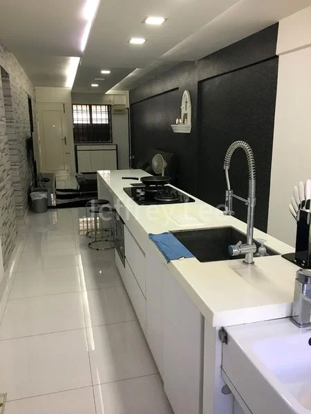 3 Room (3NG) HDB for Rent in 99 Aljunied Crescent - Image 1