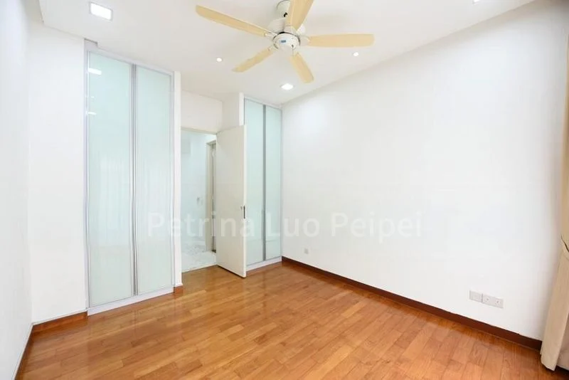 3 Bed Condo for Rent in  Nassim Jade - Image 1