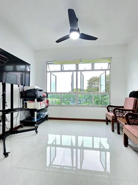 4 Room (4A) HDB for Sale in 513C Yishun Street 51 - Image 4