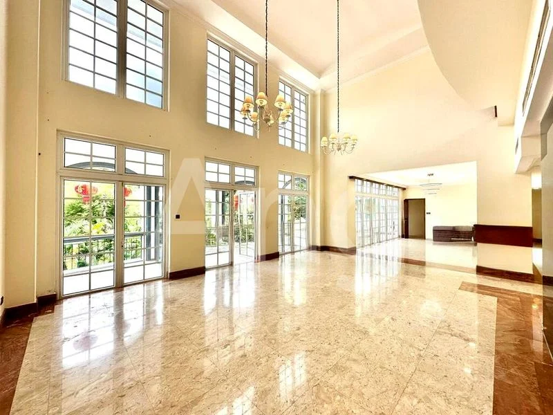 5 Bed Bungalow (Landed) for Rent in  The Cornwall - Image 1