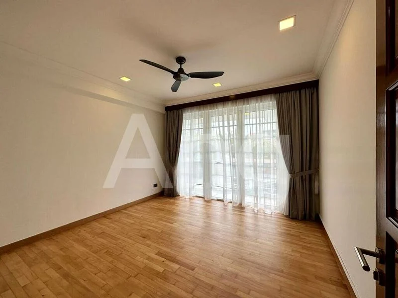 5 Bed Bungalow (Landed) for Rent in  The Cornwall - Image 12